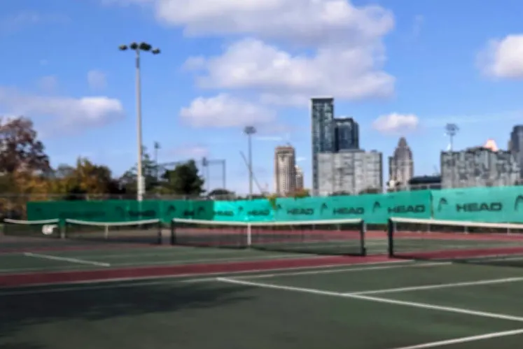A picture representing the tennis lessons run by Fairview Tennis Club
