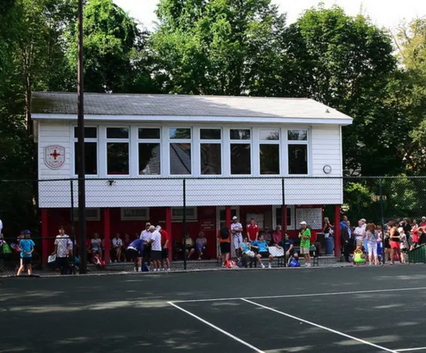 A picture representing the tennis lessons run by St George's Tennis Club