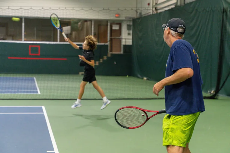 A picture representing the tennis lessons run by Winnipeg Winter Club