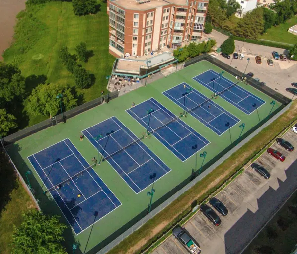 A picture representing the tennis lessons run by Kildonan Tennis Club