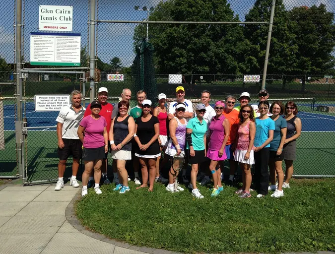 A picture representing the tennis lessons run by Glen Cairn Tennis Club