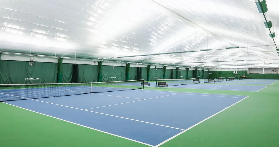 A picture representing the tennis lessons run by Mayfair Clubs Markham