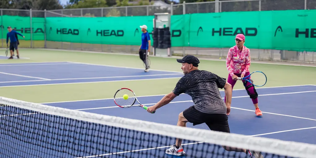 A picture representing the tennis lessons run by Markham Tennis Club