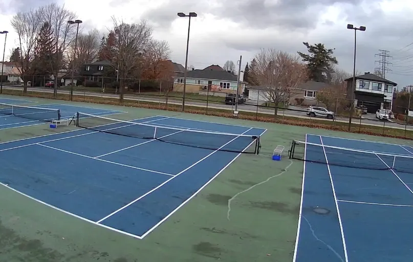 A picture representing the tennis lessons run by City View Tennis Club