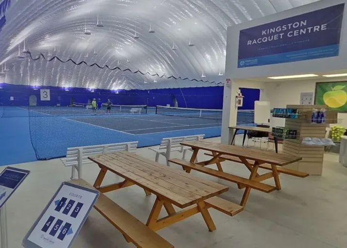 A picture representing the tennis lessons run by Kingston Racquet Centre