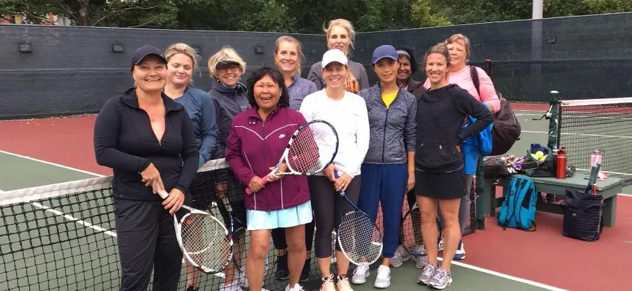 A picture representing the tennis lessons run by Erin Mills Tennis Club