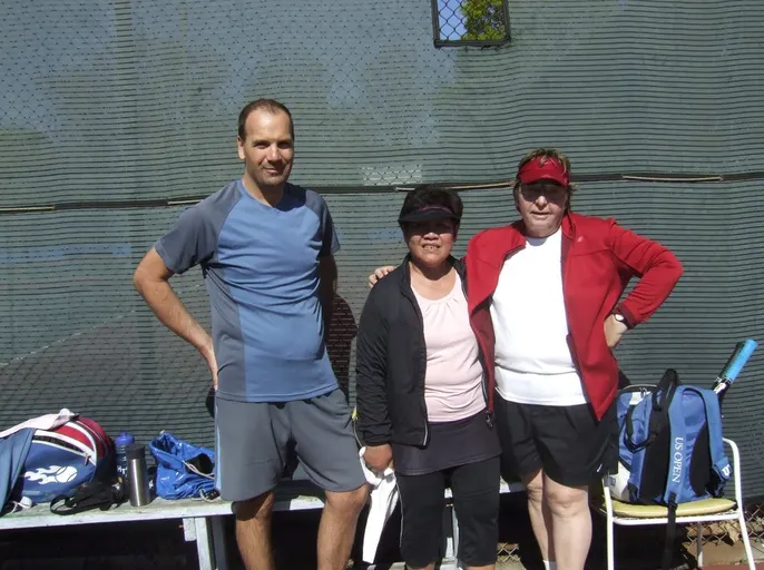 A picture representing the tennis lessons run by York Weston Tennis Club