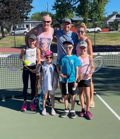 A picture representing the tennis lessons run by Penticton Tennis Club