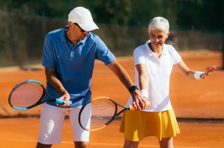 A picture representing the tennis lessons run by Tennis For Life