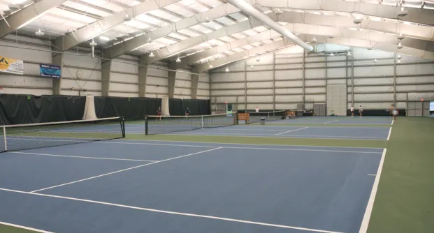 A picture representing the tennis lessons run by Panorama Recreation