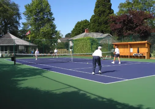 A picture representing the tennis lessons run by Oak Bay Tennis Club