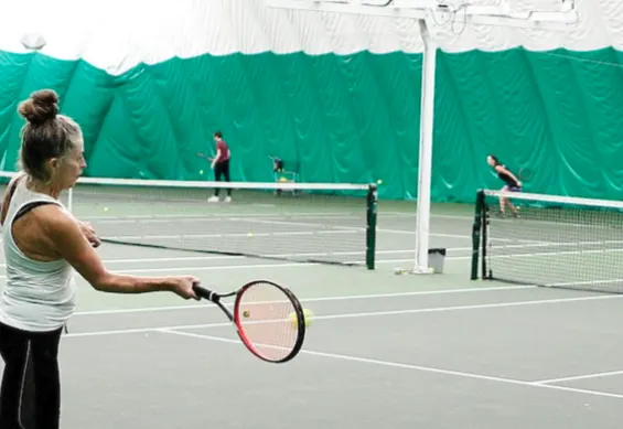 A picture representing the tennis lessons run by Oak Bay Recreation Centre