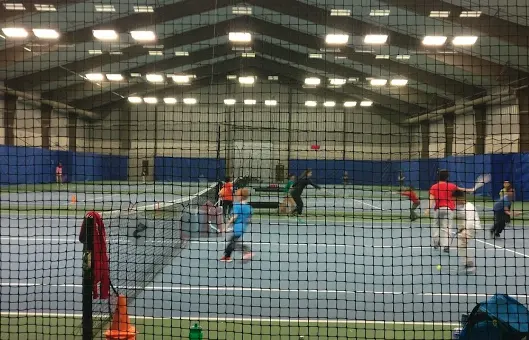 A picture representing the tennis lessons run by Angus Glen Tennis Centre