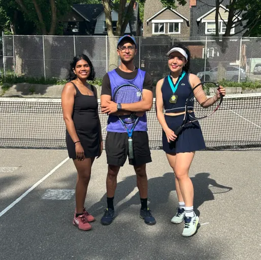 A picture representing the tennis lessons run by Glen Abbey Tennis Club