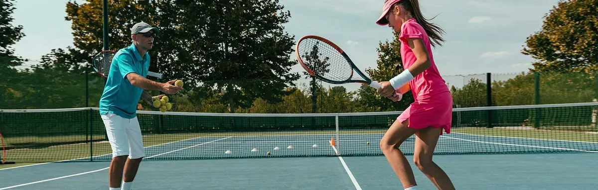 A picture representing the tennis lessons run by The Tennis Centre - Langley