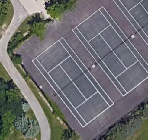 A picture representing the tennis lessons run by River Grove Community Centre