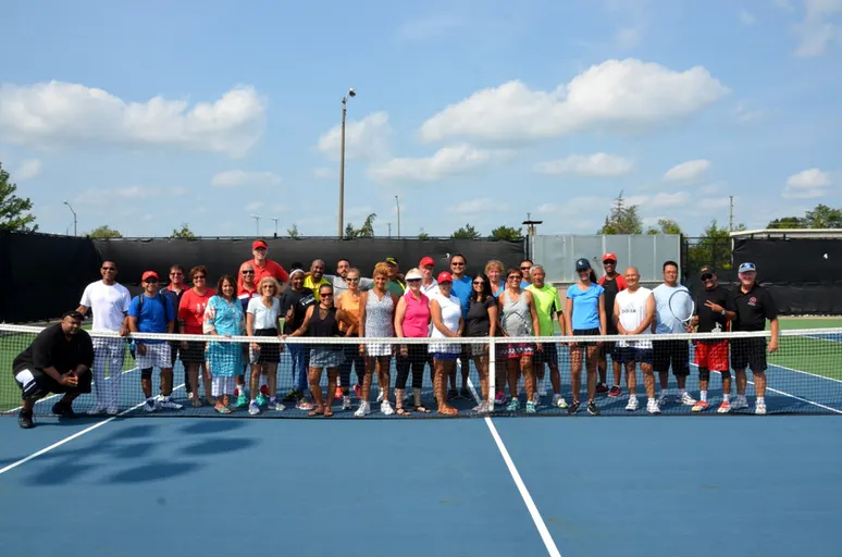 A picture representing the tennis lessons run by Bramalea Tennis Club