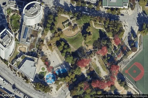 Tennis in Andy Livingstone Park