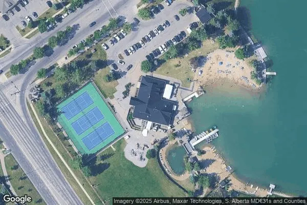 Tennis in Arbour Lake Tennis Courts