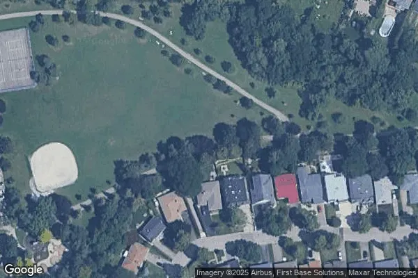 Tennis in Bayview Village Park