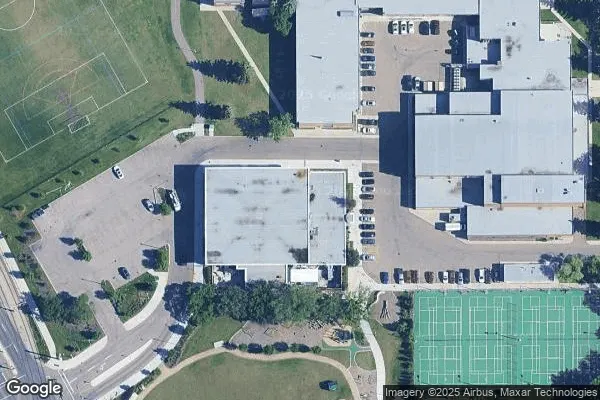 Tennis in Bonnie Doon Leisure Centre