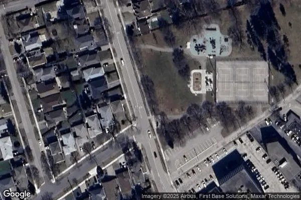Tennis in Cloverdale Park