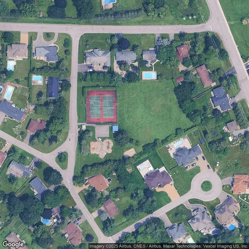 Tennis in Davidson Park