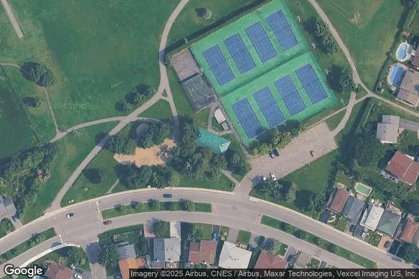 Tennis in Craig Henry Tennis Club