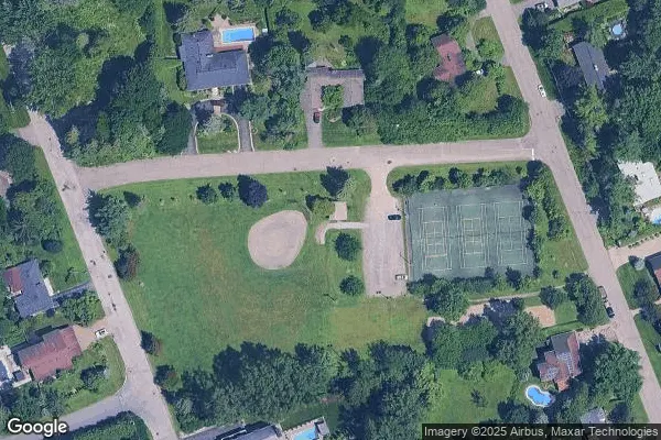 Tennis in Combermere Park