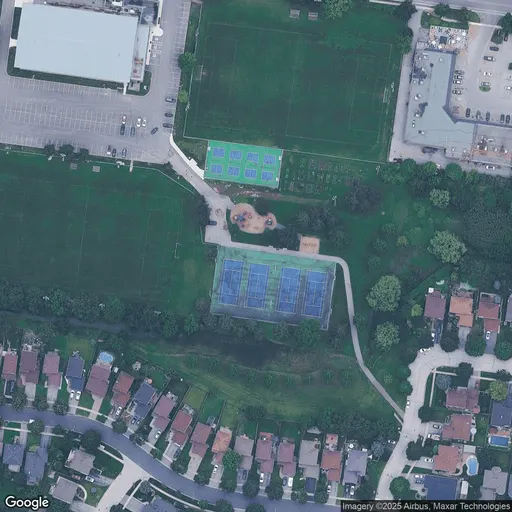 Tennis in Eastview Park