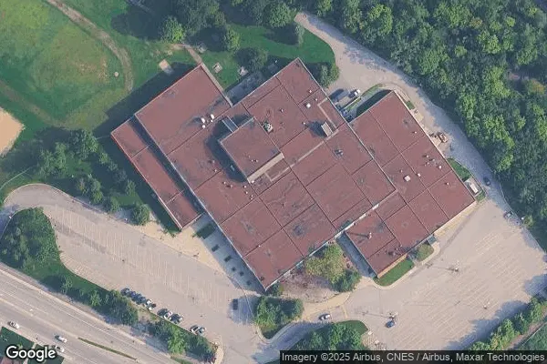 Tennis in École Polyvalente De L'Érablière