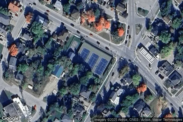 Tennis in Fergus Tennis Club