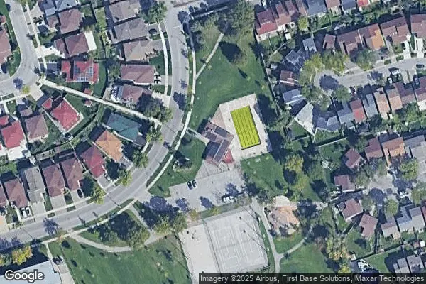 Tennis in Gihon Spring Park Outdoor Pool