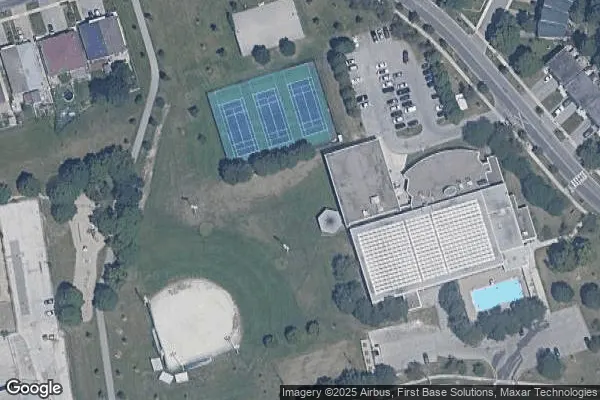 Tennis in Grandravine Park