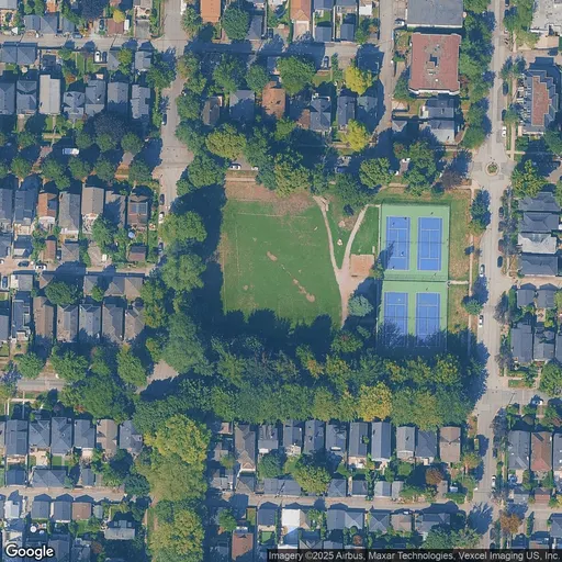 Tennis in Heather Park
