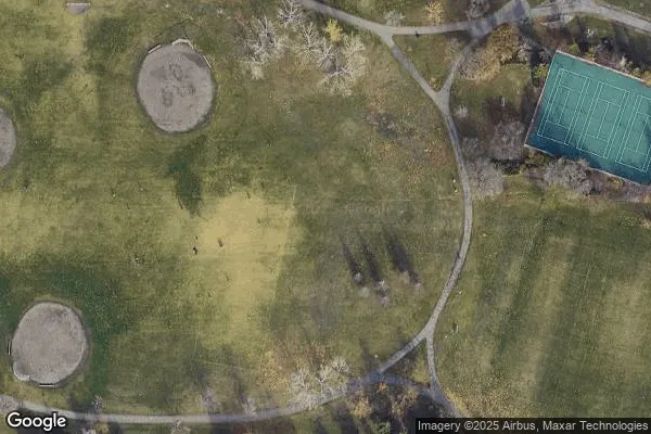 Tennis in Lakeview Park