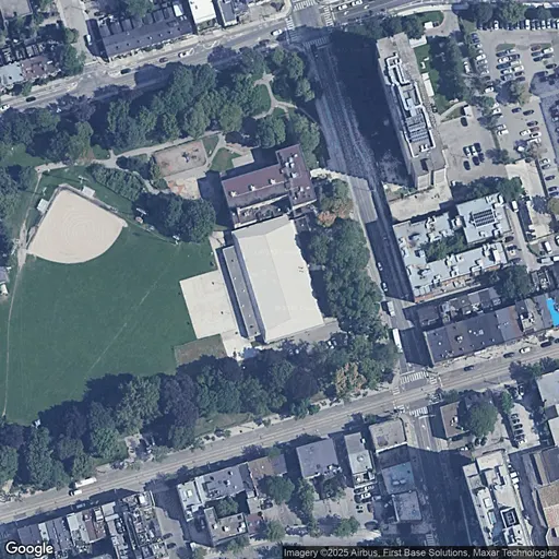 Tennis in Moss Park