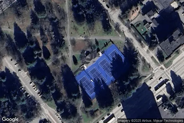 Tennis in New Westminister Tennis Club