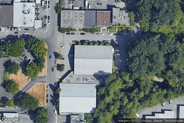 Tennis in North Vancouver Tennis Center