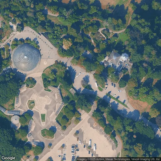 Tennis in Queen Elizabeth Park