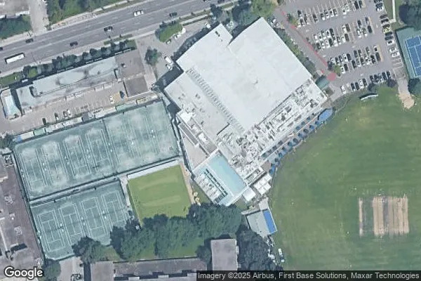 Tennis in Toronto Cricket Club