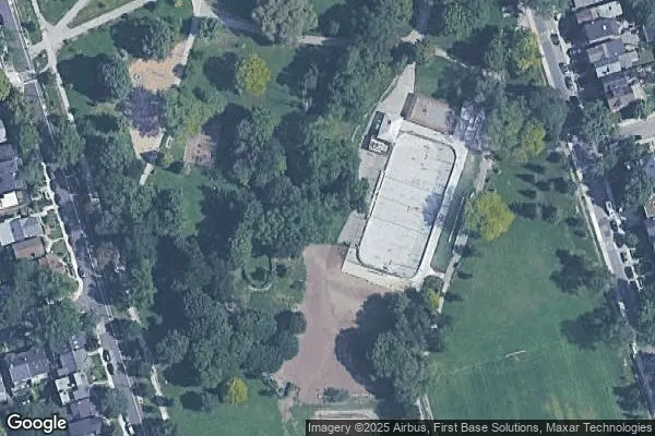Tennis in Withrow Park