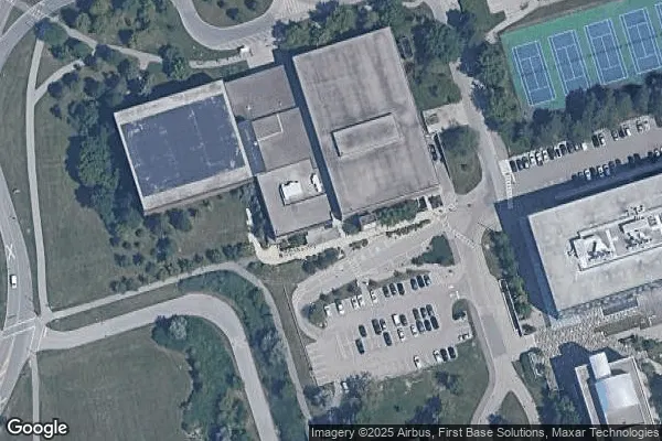 Tennis in York University Tennis Courts