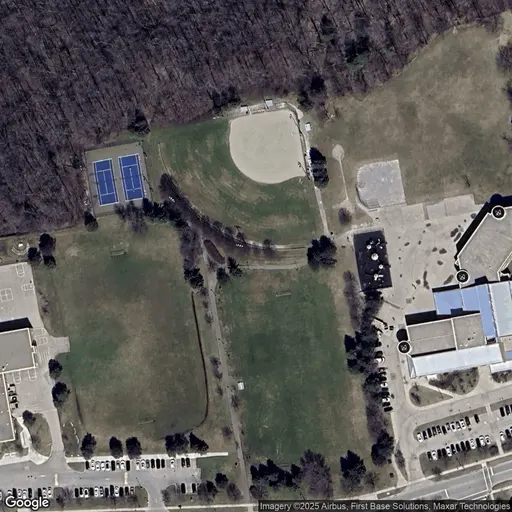Tennis in Norm Weller Park