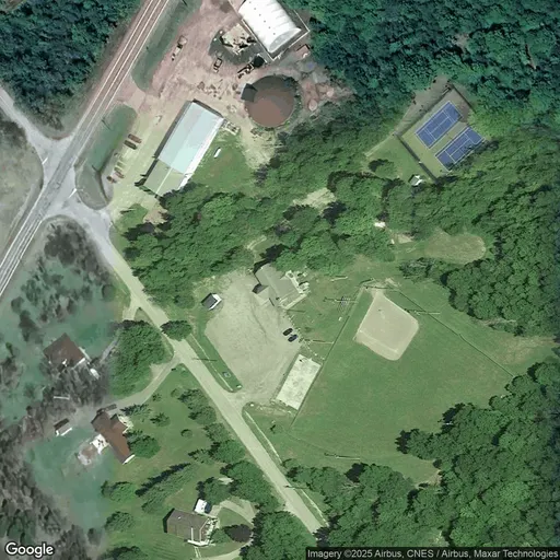 Tennis in North Crosby Tennis Club