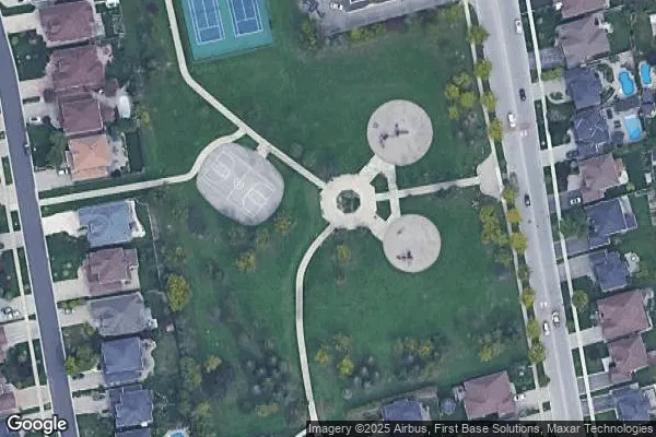 Tennis in Velmar Downs Park