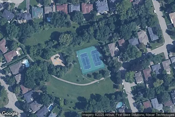 Tennis in Toogood Park