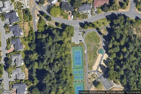 Tennis in McMinn Park