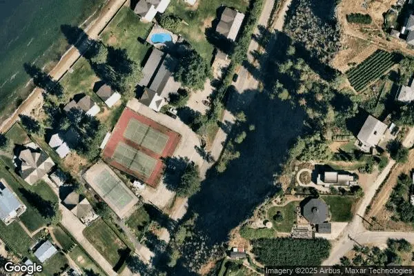 Tennis in Sandy Beach Lodge