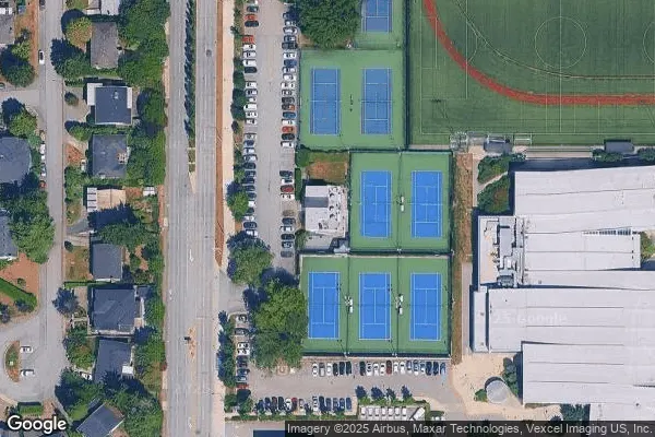 Tennis in Richmond Tennis Club